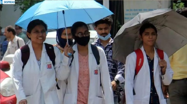 நீட் தேர்வு 2024: மே 5ல் நடந்த NEET தேர்வை ரத்து செய்ய கோரிய வழக்கு.. உச்ச நீதிமன்றத்தை நாடிய மாணவர்கள்!